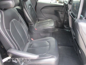 2021 Chrysler Pacifica Touring L 121.6" WB - miniatura 15