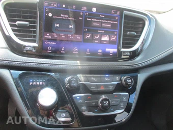 2021 Chrysler Pacifica Touring L 121.6" WB - miniatura 22