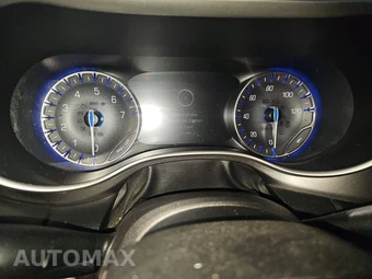 2021 Chrysler Pacifica Touring L 121.6" WB - miniatura 12