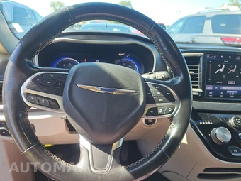 2021 Chrysler Pacifica Touring L 121.6" WB – miniatura 10