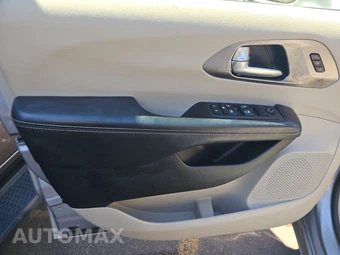 2021 Chrysler Pacifica Touring L 121.6" WB – miniatura 9