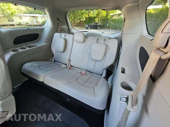 2021 Chrysler Pacifica Touring L 121.6" WB - miniatura 11