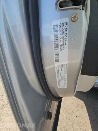 2021 Chrysler Pacifica Touring L 121.6" WB - miniatura 14
