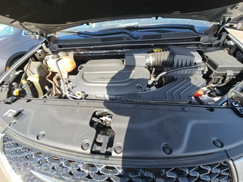 2021 Chrysler Pacifica Touring L 121.6" WB - miniatura 15