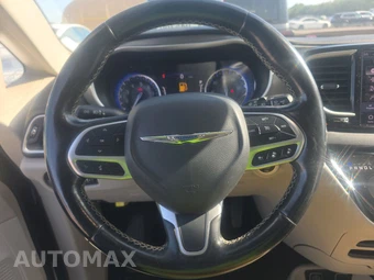 2021 Chrysler Pacifica Touring L 121.6" WB - miniatura 10