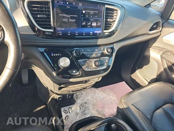 2021 Chrysler Pacifica Touring L 121.6" WB - miniatura 11