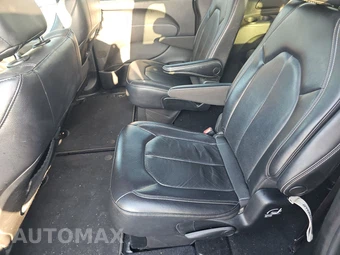 2021 Chrysler Pacifica Touring L 121.6" WB - miniatura 13