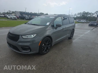 2021 Chrysler Pacifica Touring L 121.6" WB