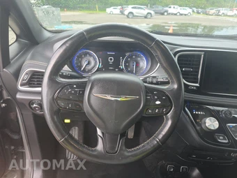 2021 Chrysler Pacifica Touring L 121.6" WB – miniatura 10