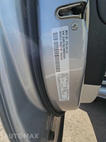 2021 Chrysler Pacifica Touring L 121.6" WB - miniatura 14