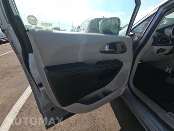 2021 Chrysler Pacifica Touring L 121.6" WB - miniatura 9