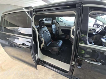 2021 Chrysler Pacifica Touring L 121.6" WB - miniatura 14