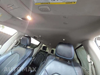 2021 Chrysler Pacifica Touring L 121.6" WB - miniatura 8