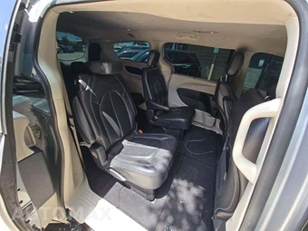 2021 Chrysler Pacifica Touring L 121.6" WB – miniatura 17