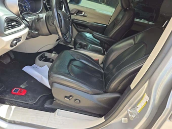 2021 Chrysler Pacifica Touring L 121.6" WB – miniatura 6