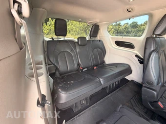 2021 Chrysler Pacifica Touring L 121.6" WB - miniatura 15