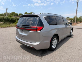 2021 Chrysler Pacifica Touring L 121.6" WB - miniatura 5