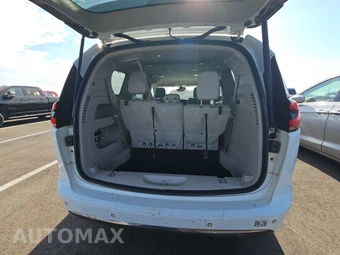 2021 Chrysler Pacifica Touring L 121.6" WB - miniatura 16