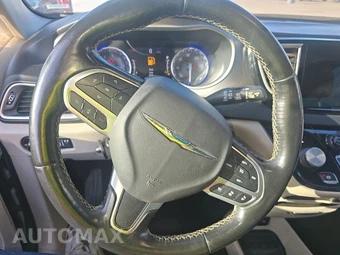 2021 Chrysler Pacifica Touring L 121.6" WB - miniatura 10