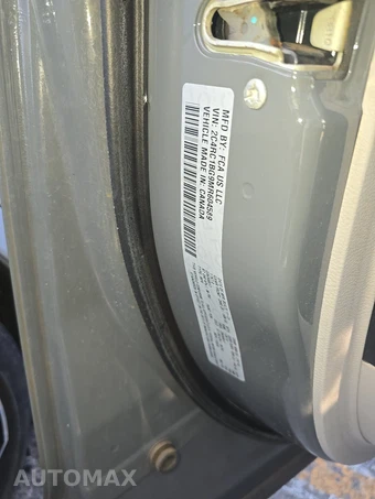 2021 Chrysler Pacifica Touring L 121.6" WB - miniatura 15