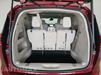 2021 Chrysler Pacifica Touring L 121.6" WB - miniatura 17