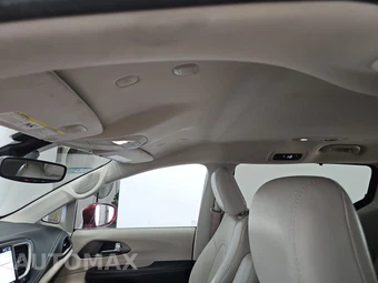 2021 Chrysler Pacifica Touring L 121.6" WB - miniatura 18