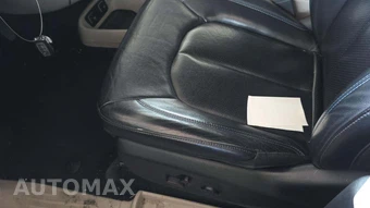 2021 Chrysler Pacifica Touring L 121.6" WB – miniatura 31