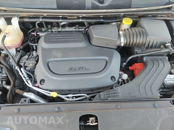 2021 Chrysler Pacifica Touring L 121.6" WB – miniatura 16