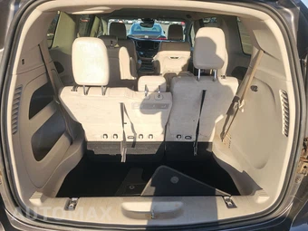 2021 Chrysler Pacifica Touring L 121.6" WB – miniatura 17