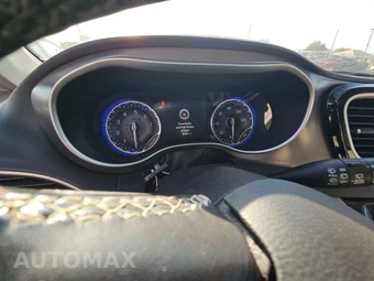 2021 Chrysler Pacifica Touring L 121.6" WB - miniatura 12
