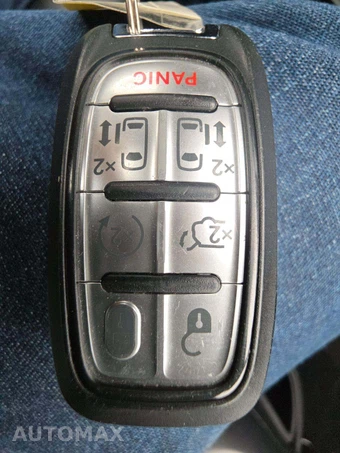 2021 Chrysler Pacifica Touring L 121.6" WB - miniatura 5