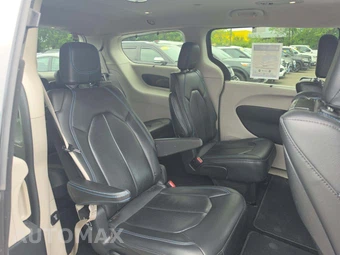2021 Chrysler Pacifica Touring L 121.6" WB - miniatura 17