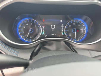 2021 Chrysler Pacifica Touring L 121.6" WB - miniatura 9