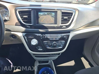 2021 Chrysler Voyager L 121.6" WB - miniatura 7