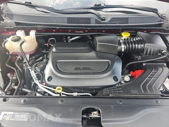 2021 Chrysler Voyager L 121.6" WB – miniatura 15