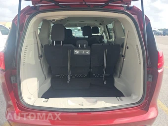 2021 Chrysler Voyager L 121.6" WB – miniatura 16