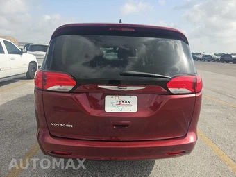 2021 Chrysler Voyager L 121.6" WB – miniatura 5
