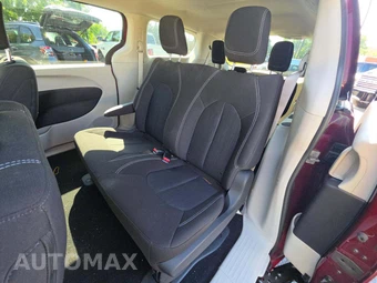 2021 Chrysler Voyager L 121.6" WB - miniatura 13