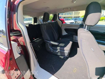 2021 Chrysler Voyager L 121.6" WB - miniatura 17