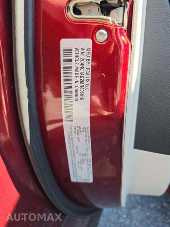 2021 Chrysler Voyager L 121.6" WB - miniatura 5