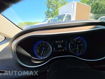 2021 Chrysler Voyager L 121.6" WB - miniatura 9