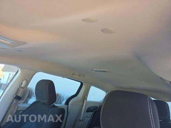 2021 Chrysler Voyager L 121.6" WB - miniatura 11
