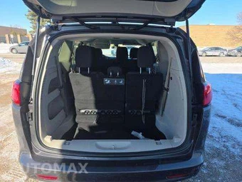 2021 Chrysler Voyager L 121.6" WB - miniatura 15