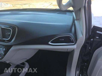 2021 Chrysler Voyager L 121.6" WB - miniatura 20