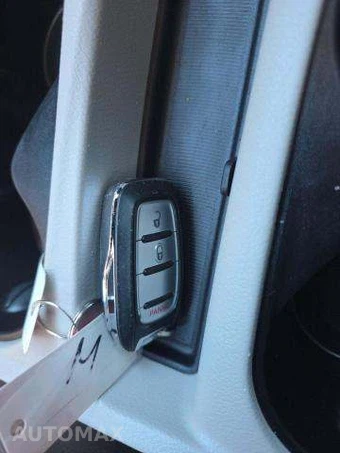 2021 Chrysler Voyager L 121.6" WB - miniatura 8