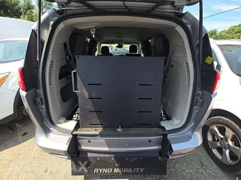 2021 Chrysler Voyager L 121.6" WB - miniatura 15