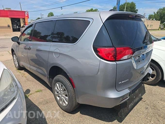 2021 Chrysler Voyager L 121.6" WB - miniatura 2