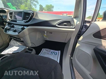 2021 Chrysler Voyager L 121.6" WB - miniatura 20