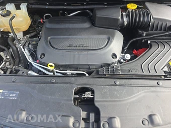 2021 Chrysler Voyager LX 121.6" WB - miniatura 16