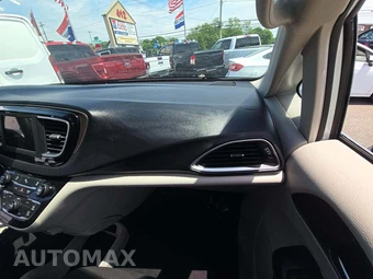 2021 Chrysler Voyager LX 121.6" WB - miniatura 20